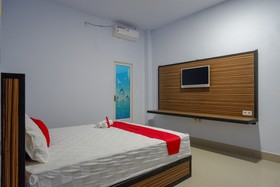 Hotel Viranza by RedDoorz