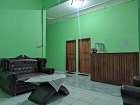 Penginapan Syariah Al Syifa by OYO