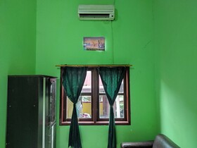 Penginapan Syariah Al Syifa by OYO