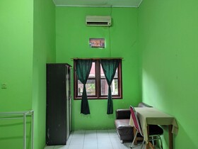 Penginapan Syariah Al Syifa by OYO