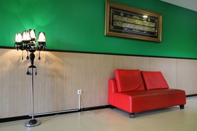 Zahra Syariah Hotel by Airy Rooms