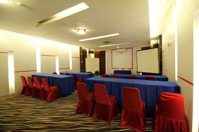 Zahra Syariah Hotel by Airy Rooms