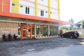 Airy Panakkukang Pettarani Tiga 17 Makassar