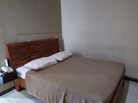 Hotel Luvio Makassar by OYO Rooms