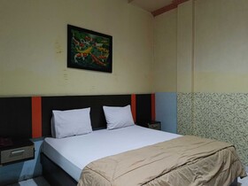 Hotel Savira by OYO