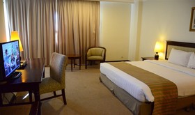M Regency Makassar