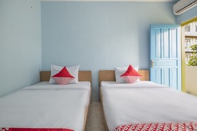 RF Homestay by OYO Rooms