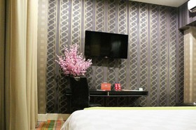 M Boutique Hotel by ZEN Rooms
