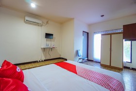Galaxy Hotel by OYO Rooms