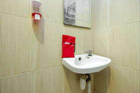 Hotel Divina By RedDoorz
