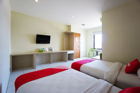 Hotel D'kanaka Riverview by OYO Rooms