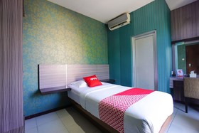 Hotel D'komo by OYO Rooms