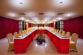 Lion Hotel & Plaza