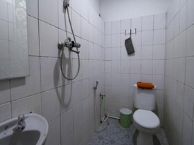 OYO 93168 Permata Ria Hotel