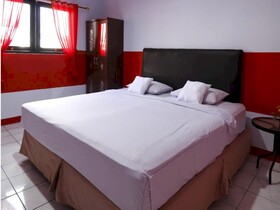 OYO 93168 Permata Ria Hotel