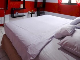OYO 93168 Permata Ria Hotel