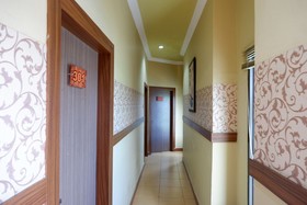 RedDoorz Near Pantai Labombo