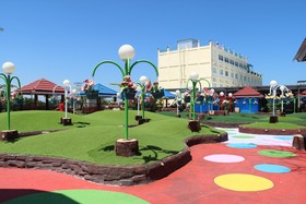 Resort Wisata Pantai Topejawa