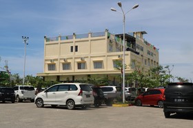 Resort Wisata Pantai Topejawa
