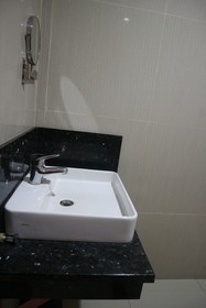 Resort Wisata Pantai Topejawa