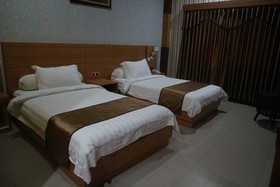Resort Wisata Pantai Topejawa