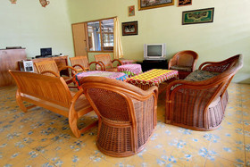 Hotel Mutiara by OYO Rooms