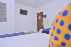 Seunia Hotel by OYO Rooms