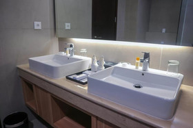 Golden Tulip Springhill Lampung