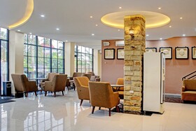 Capital O 92583 Raja Soeta Hostel Syariah