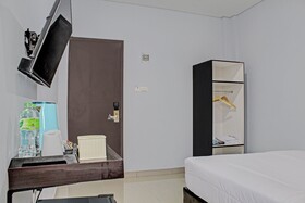 Capital O 92583 Raja Soeta Hostel Syariah