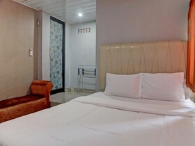 OYO Life 92830 Homestay Slamet Riadi Iv