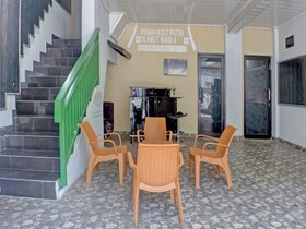 OYO Life 92830 Homestay Slamet Riadi Iv