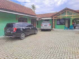 Spot On 93840 Guest House Amanda Syariah