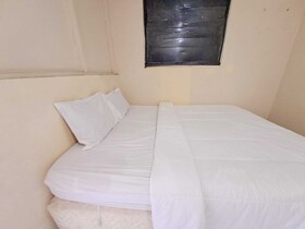 Spot On 93840 Guest House Amanda Syariah