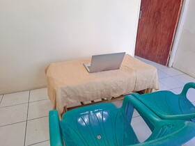 Spot On 93840 Guest House Amanda Syariah