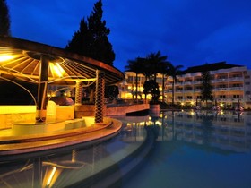 Grand Mutiara
