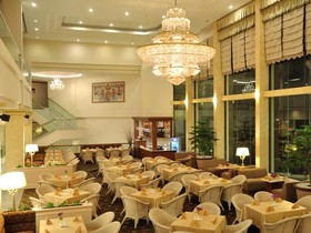 Grand Mutiara
