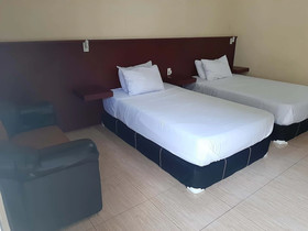 Hotel Juma Eluk by OYO Rooms