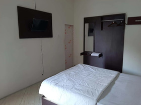 Hotel Juma Eluk by OYO Rooms