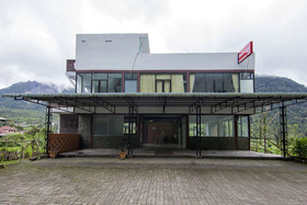 Sibayak Ncole by OYO Rooms