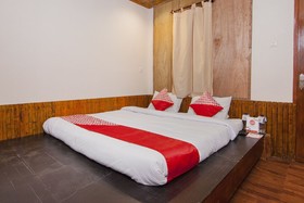 Sibayak Ncole by OYO Rooms