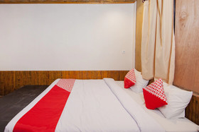 Sibayak Ncole by OYO Rooms