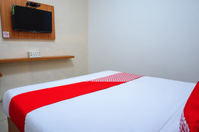 Aedo Hotel by OYO