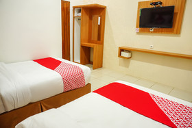 Aedo Hotel by OYO