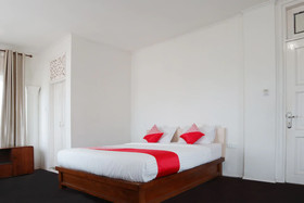 Amali Gallery Hotel by OYO Rooms