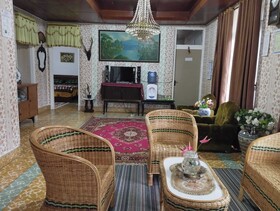 Express O 92070 Mando Homestay Syariah