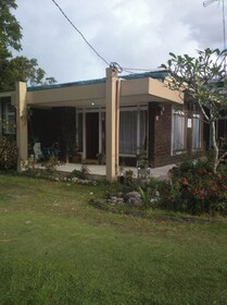 Express O 92070 Mando Homestay Syariah