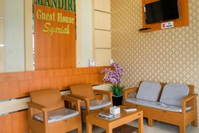 Mandiri Guest House Syariah by OYO Rooms