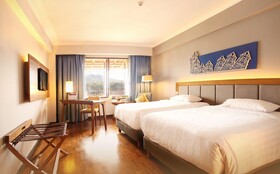Monopoli Hotel Bukittinggi