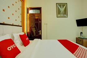 Zulyan Homestay Syariah by OYO
